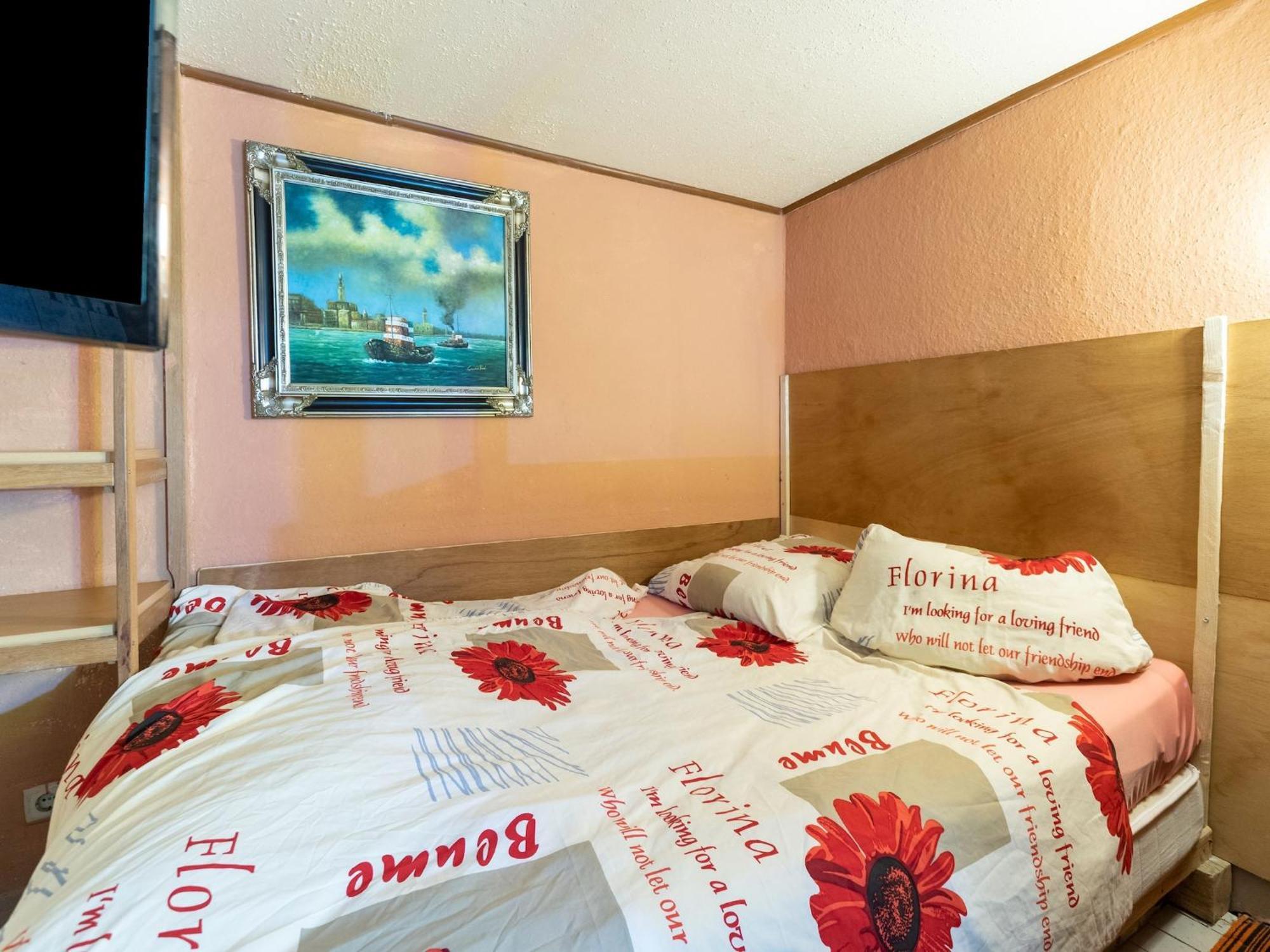 Comfortable Apartment In Wismar Mecklenburg With Fireplace Zewnętrze zdjęcie